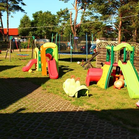 Ferienhaus Holiday Home Domki Raj Ярославец Экстерьер фото