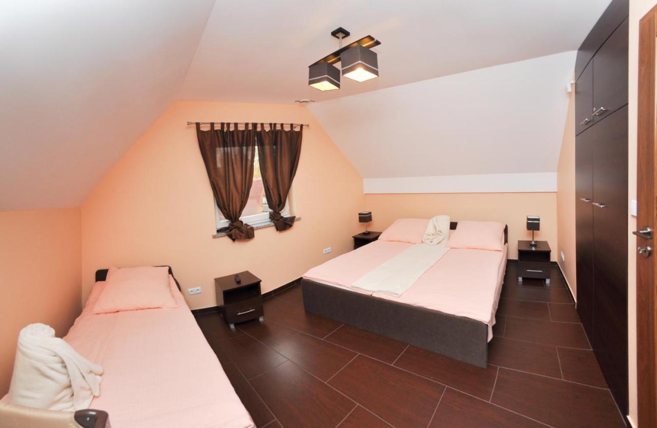 Ferienhaus Holiday Home Domki Raj Ярославец Экстерьер фото