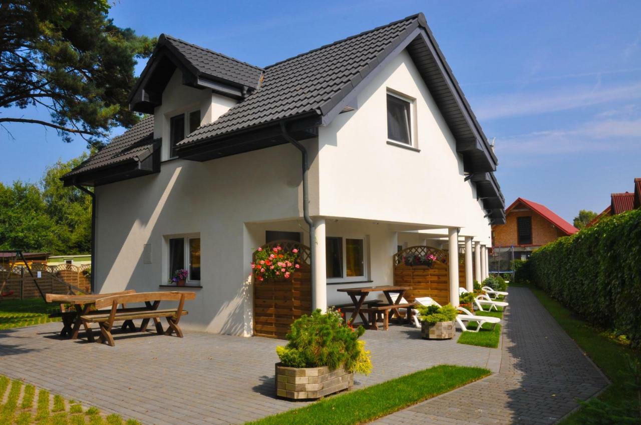 Ferienhaus Holiday Home Domki Raj Ярославец Экстерьер фото